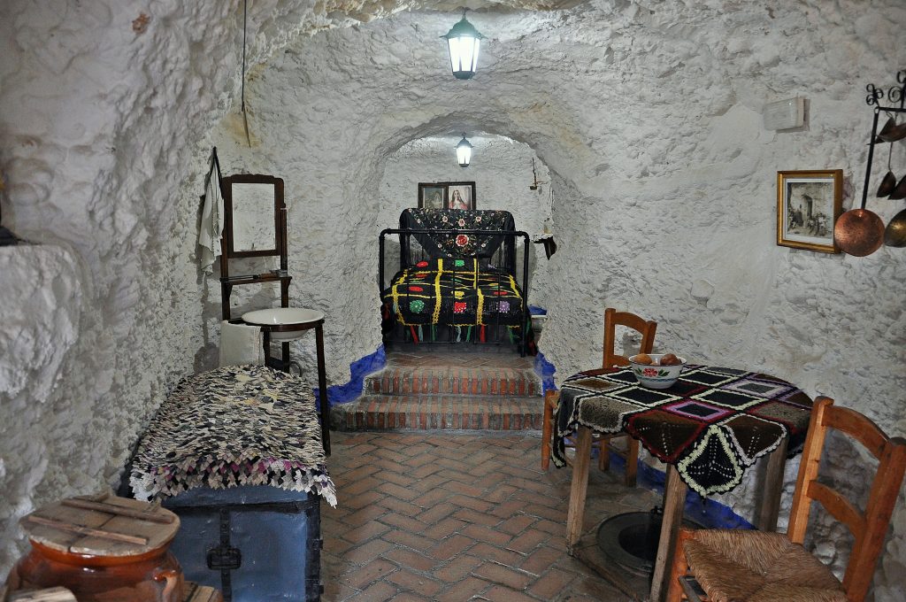 Casa Cueva en el Barrio del Sacromonte